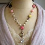 Timeless Rose Garden Neckla..