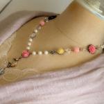 Timeless Rose Garden Neckla..